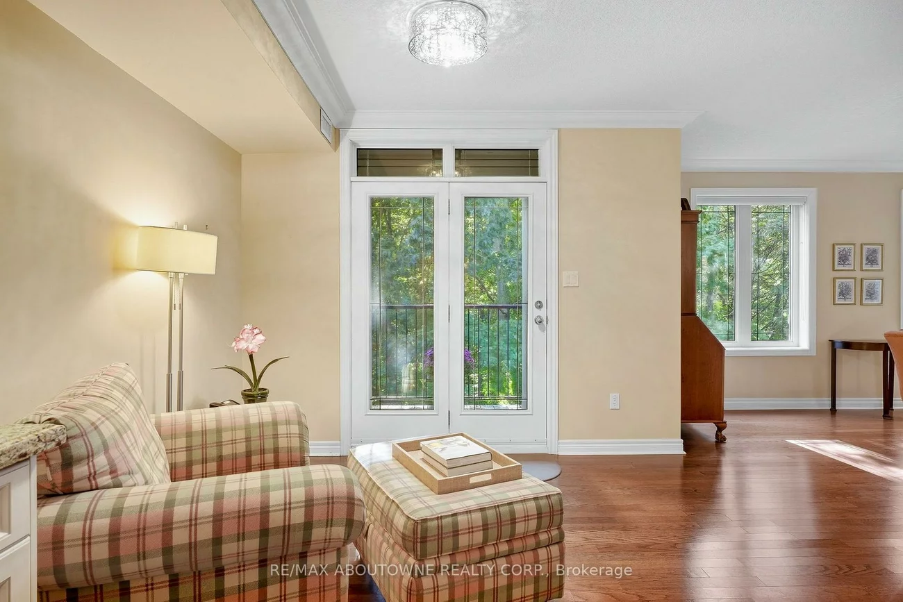 390, Upper Middle, 1005 - FA Falgarwood, Oakville