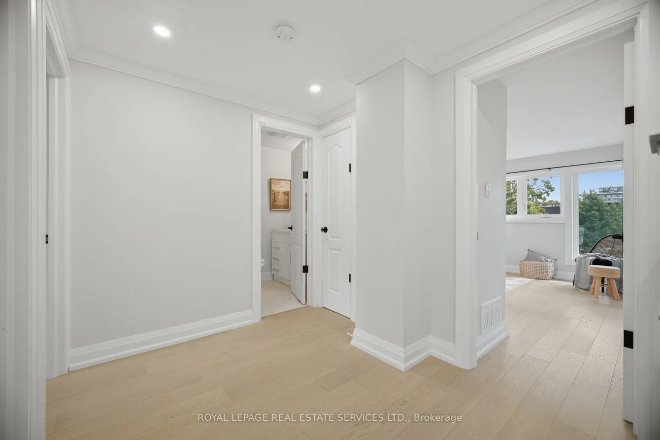 2411, Sovereign, 1001 - BR Bronte, Oakville