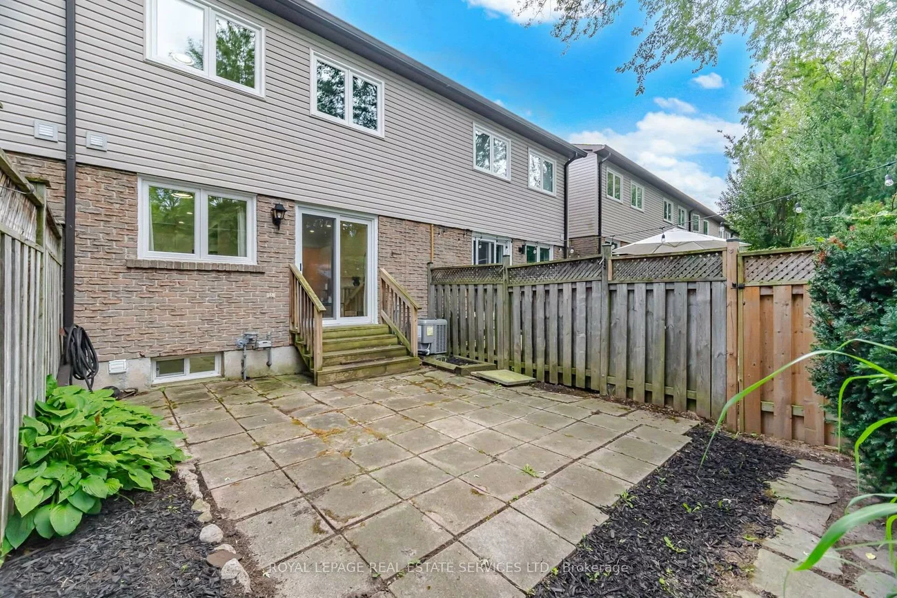 2411, Sovereign, 1001 - BR Bronte, Oakville