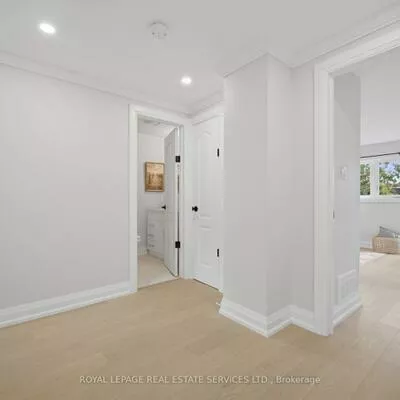 2411, Sovereign, 1001 - BR Bronte, Oakville