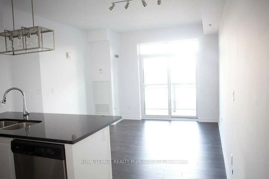2490, Old Bronte, 1019 - WM Westmount, Oakville