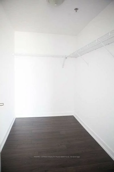 2490, Old Bronte, 1019 - WM Westmount, Oakville