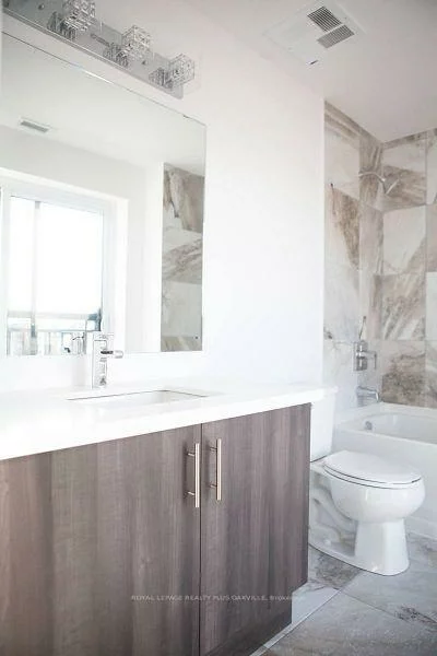 2490, Old Bronte, 1019 - WM Westmount, Oakville