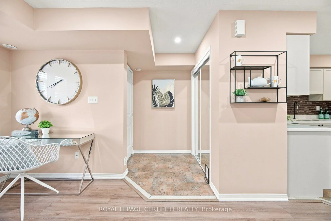 2551, Sixth, 1015 - RO River Oaks, Oakville