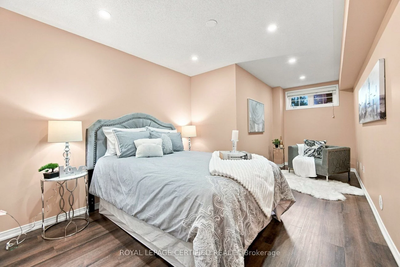 2551, Sixth, 1015 - RO River Oaks, Oakville