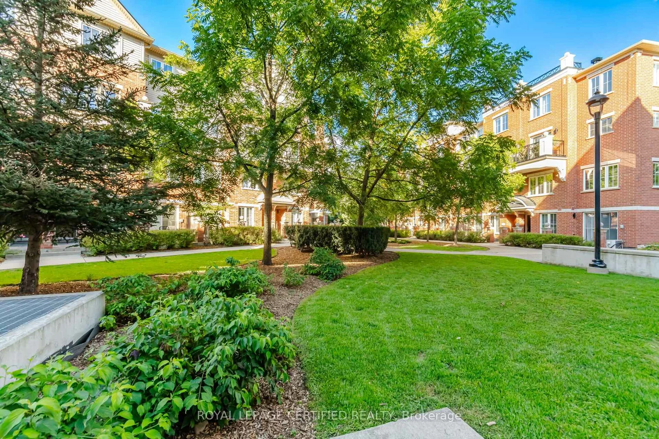 2551, Sixth, 1015 - RO River Oaks, Oakville