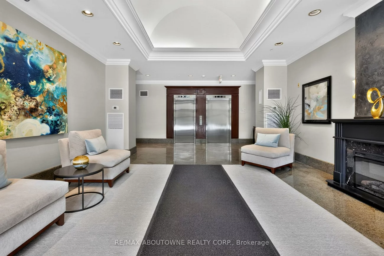 221, Robinson, 1013 - OO Old Oakville, Oakville