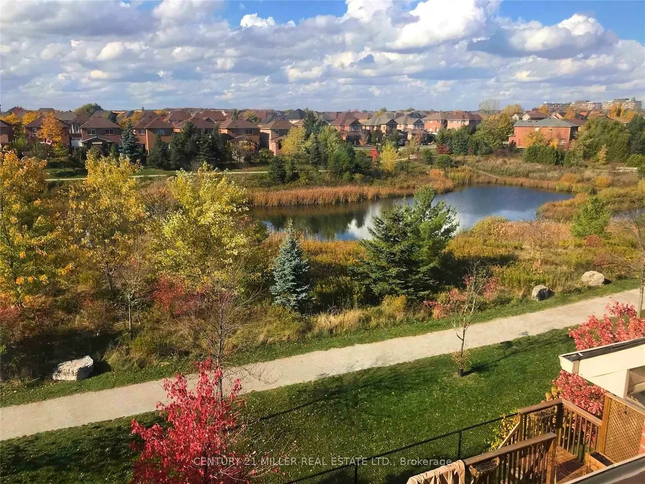 300, Ravineview, 1018 - WC Wedgewood Creek, Oakville