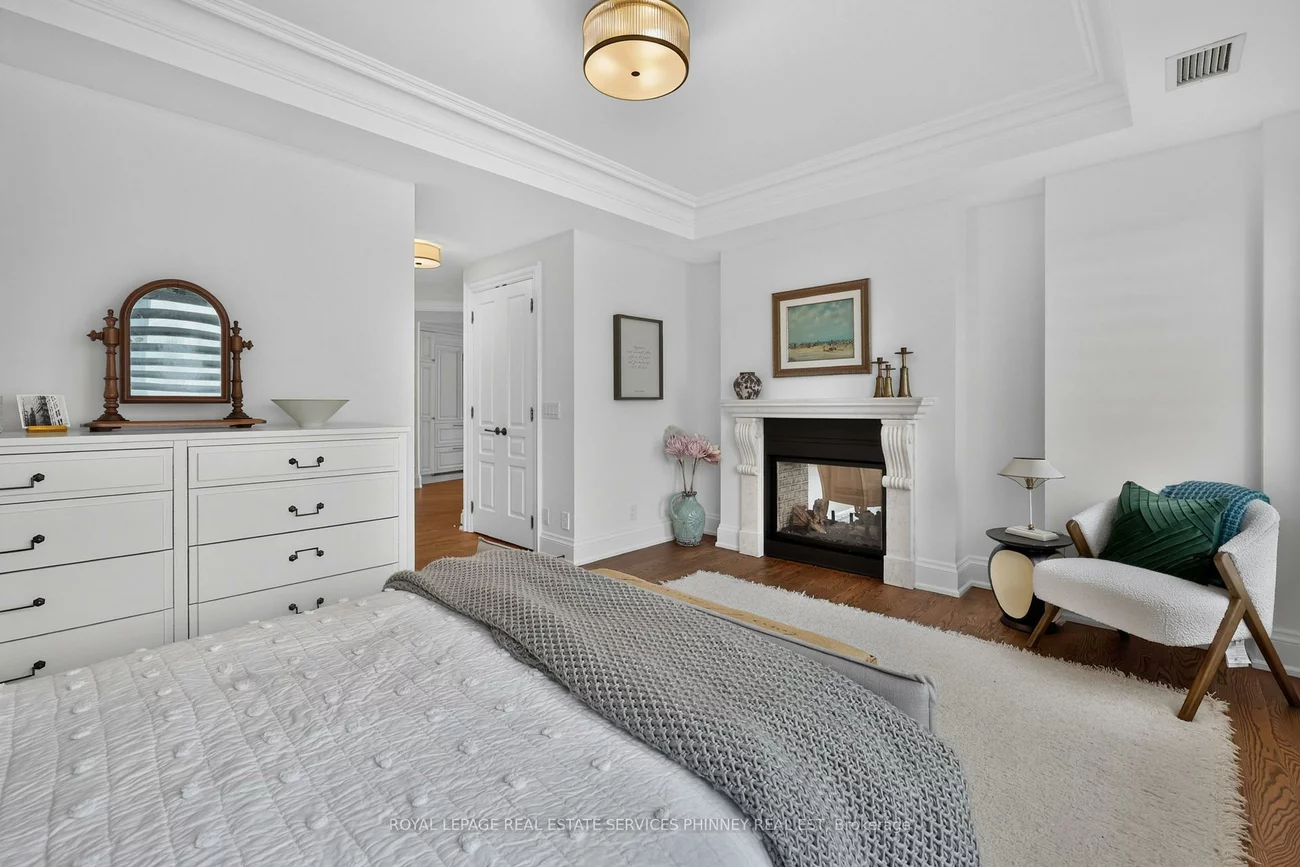 111, Forsythe, 1002 - CO Central, Oakville