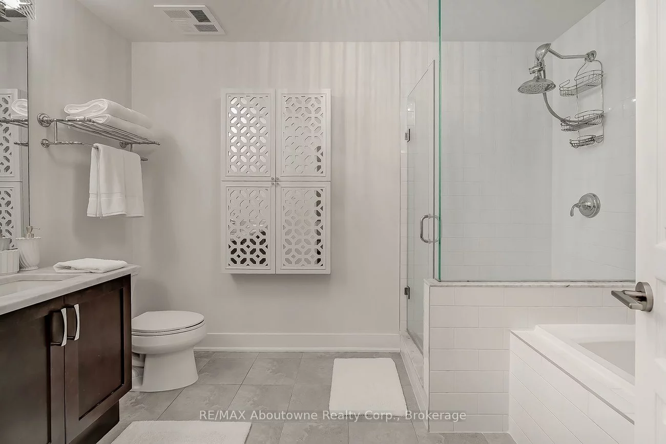 128, Garden, 1002 - CO Central, Oakville