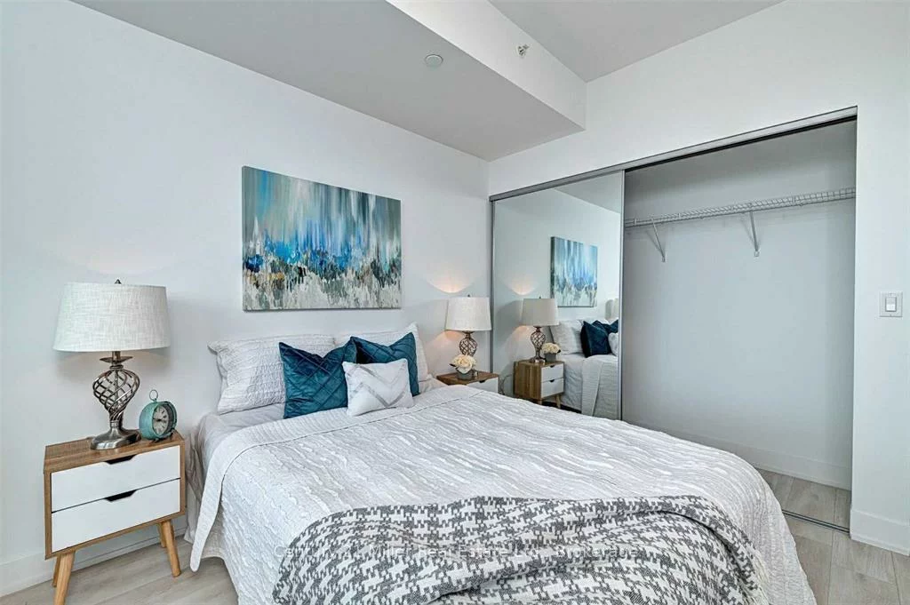 297, Oak Walk, 1015 - RO River Oaks, Oakville