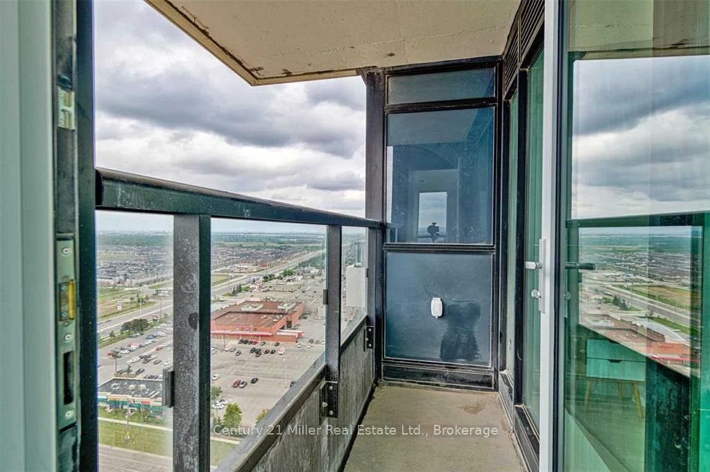 297, Oak Walk, 1015 - RO River Oaks, Oakville