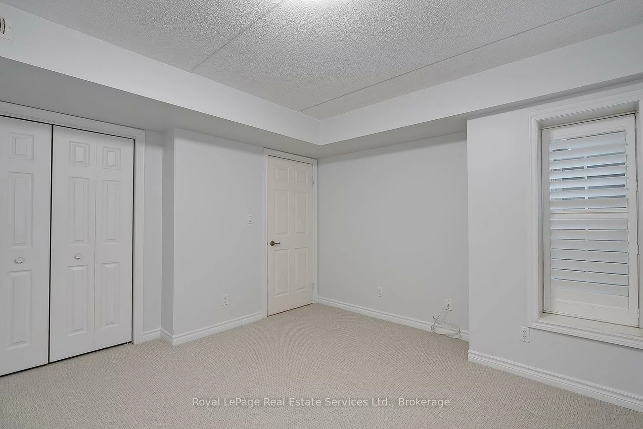 1460, Bishops, 1007 - GA Glen Abbey, Oakville