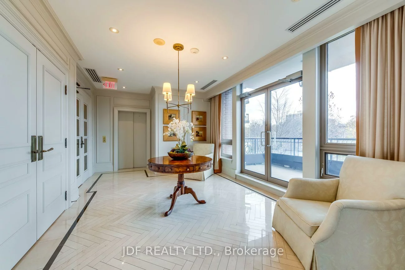 111, Forsythe, 1002 - CO Central, Oakville