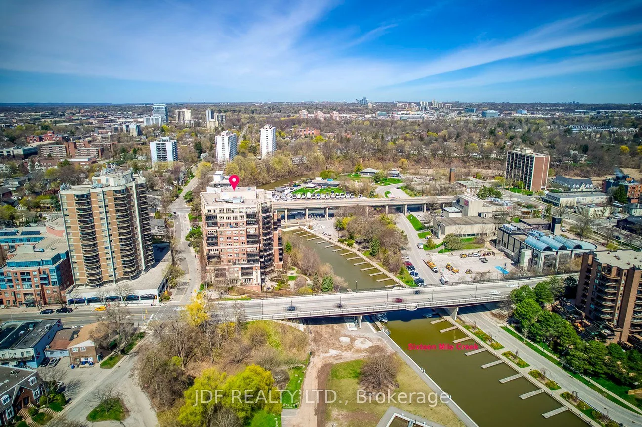 111, Forsythe, 1002 - CO Central, Oakville