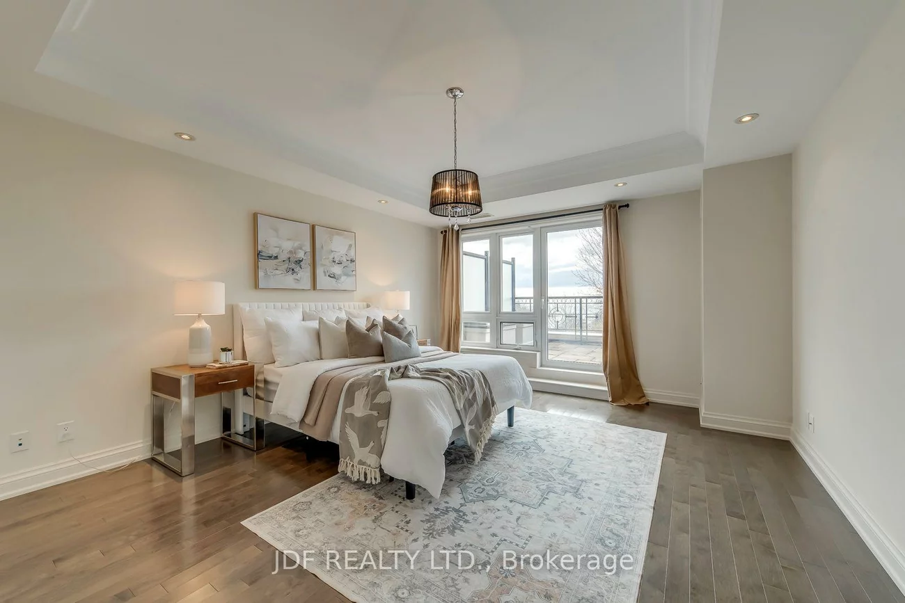 111, Forsythe, 1002 - CO Central, Oakville