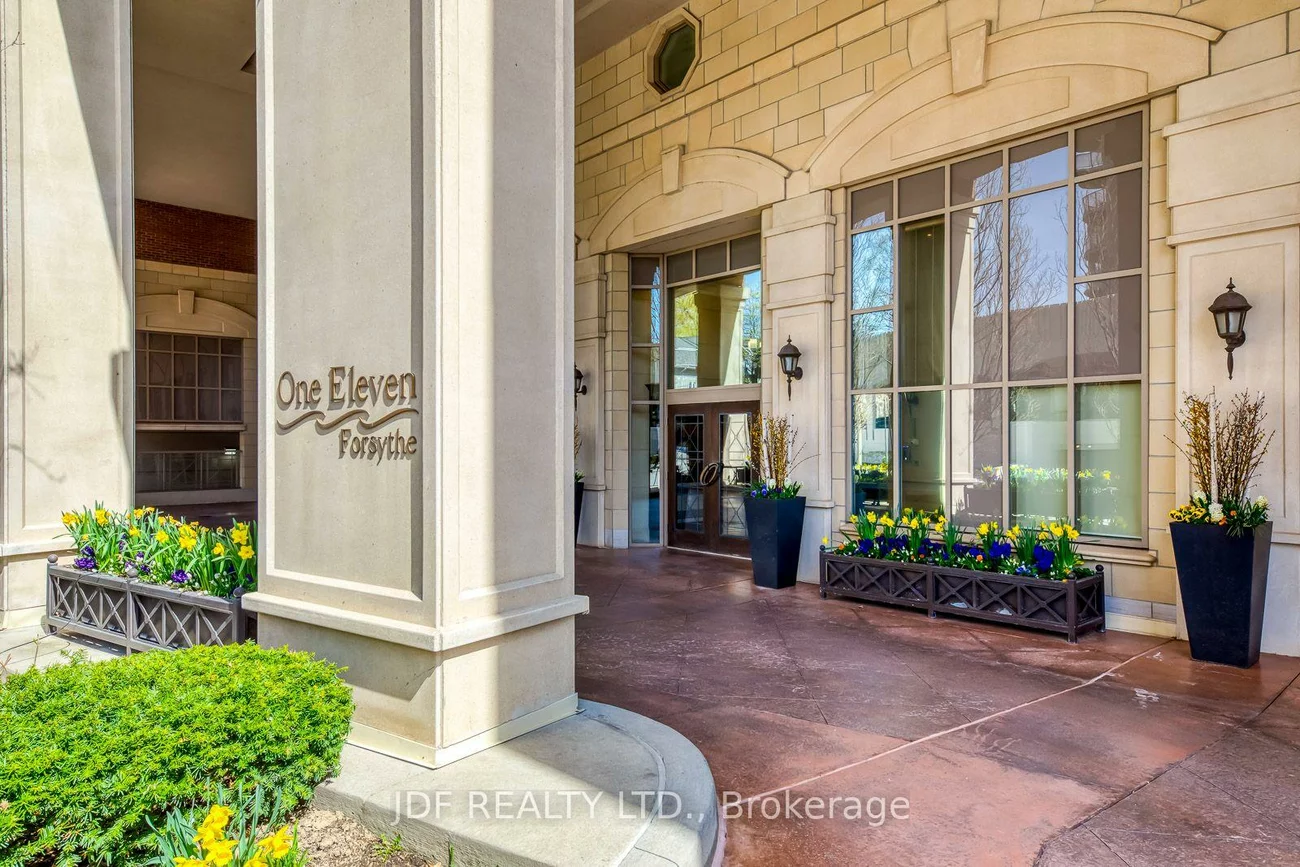 111, Forsythe, 1002 - CO Central, Oakville