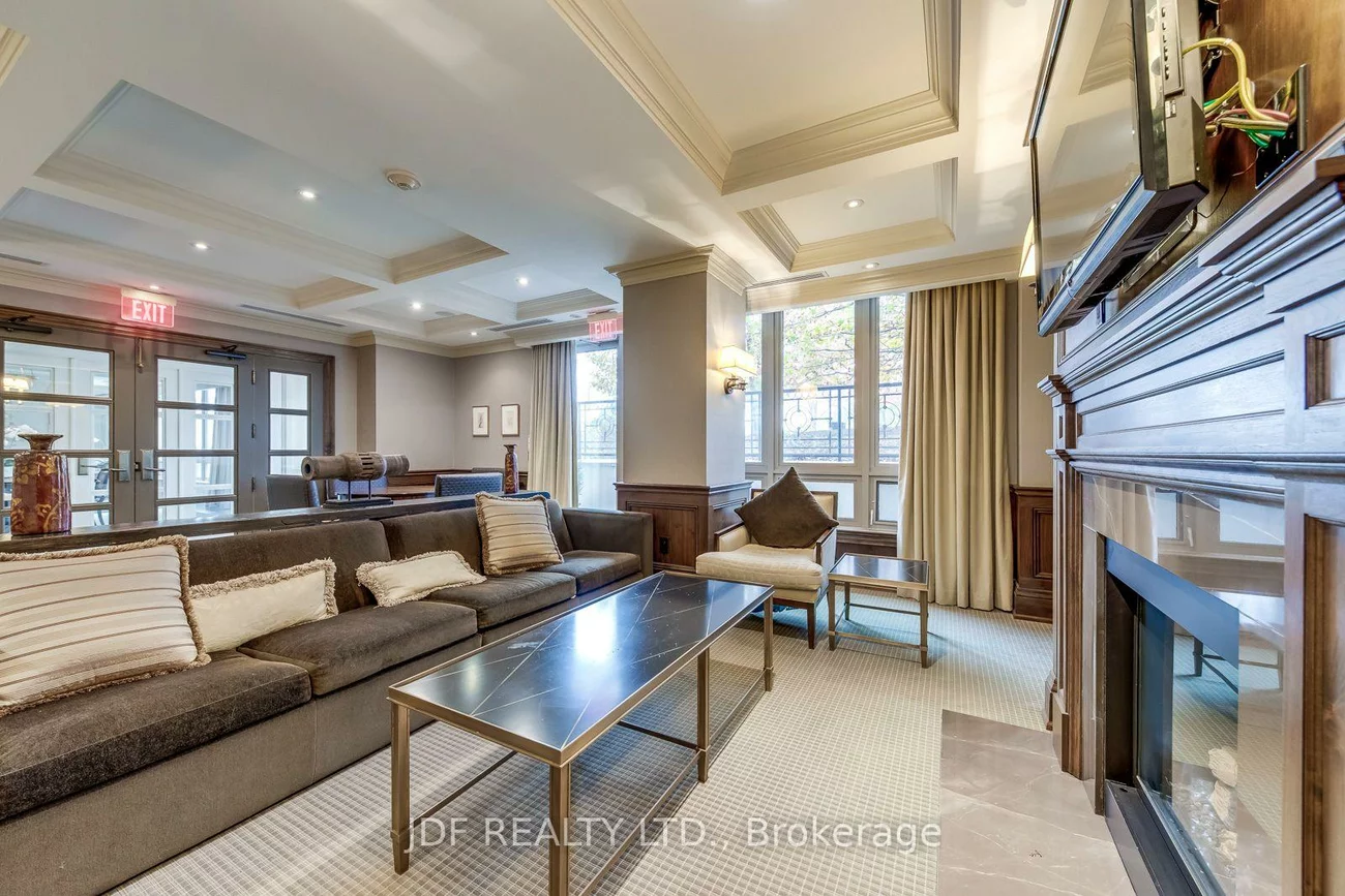 111, Forsythe, 1002 - CO Central, Oakville