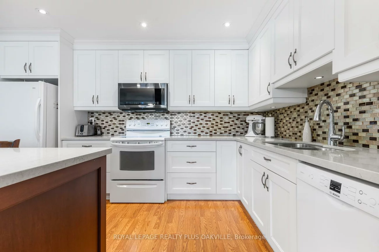 2175, Marine, 1001 - BR Bronte, Oakville