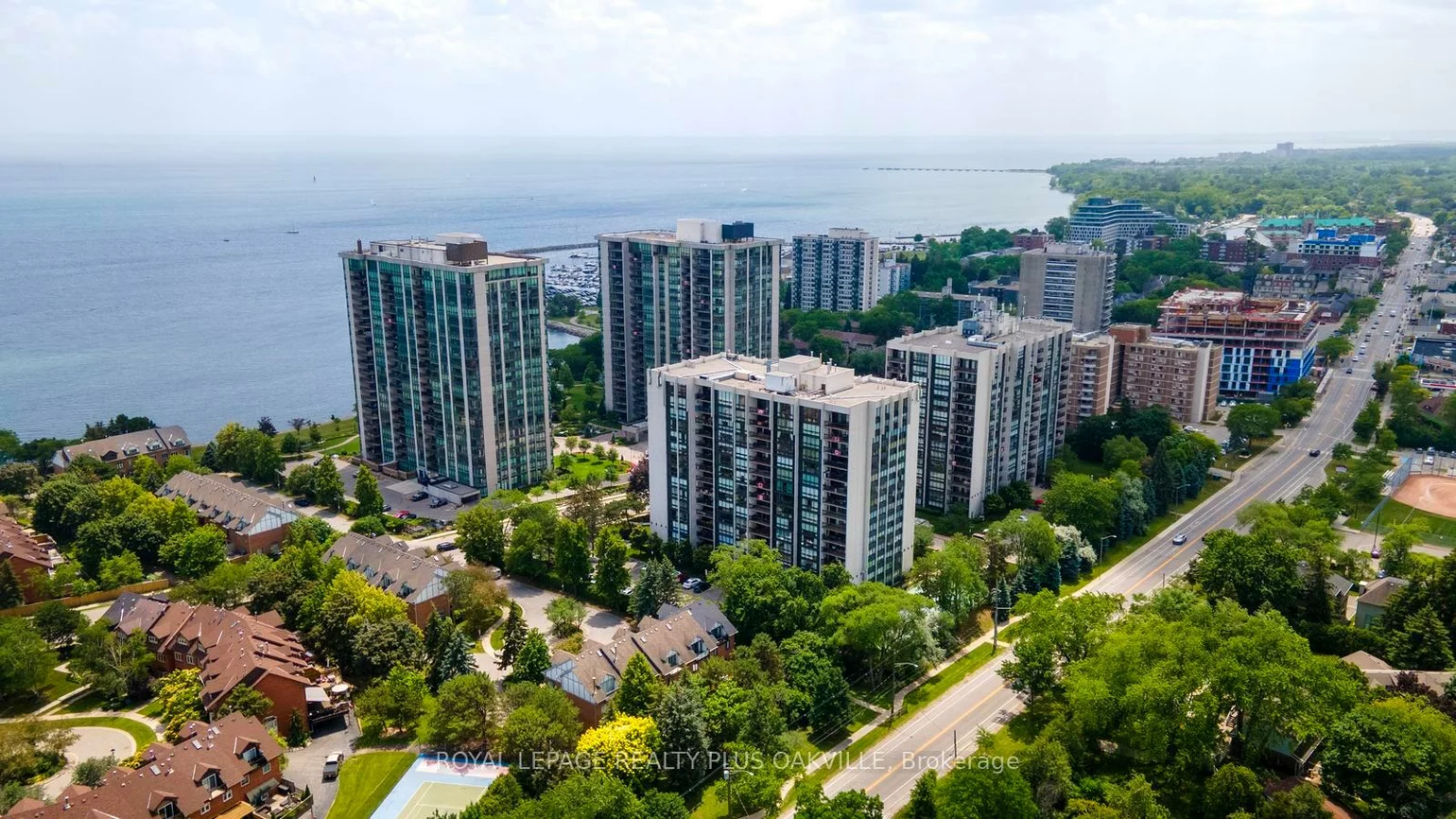 2175, Marine, 1001 - BR Bronte, Oakville
