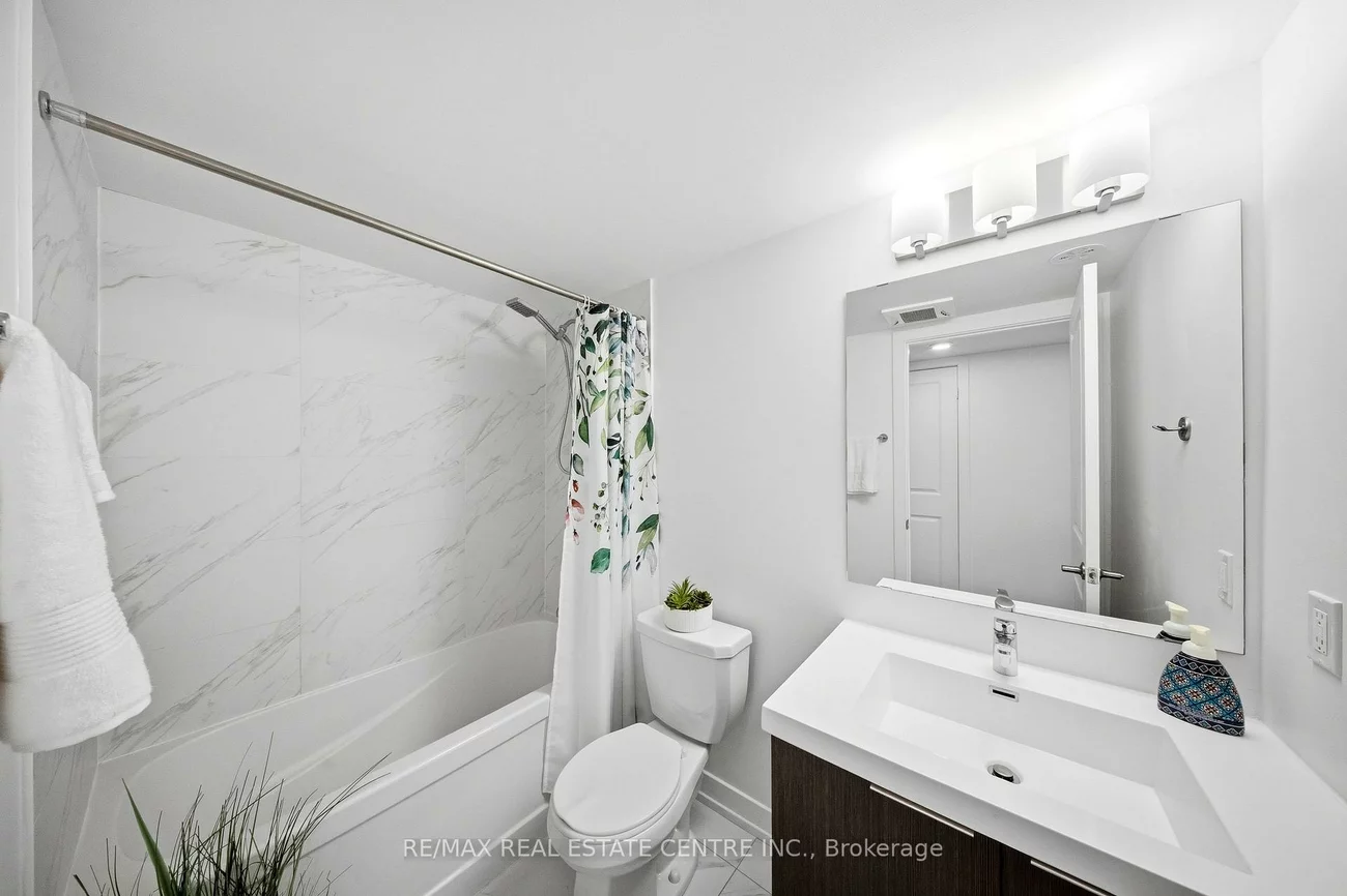 3078, Sixth, 1008 - GO Glenorchy, Oakville