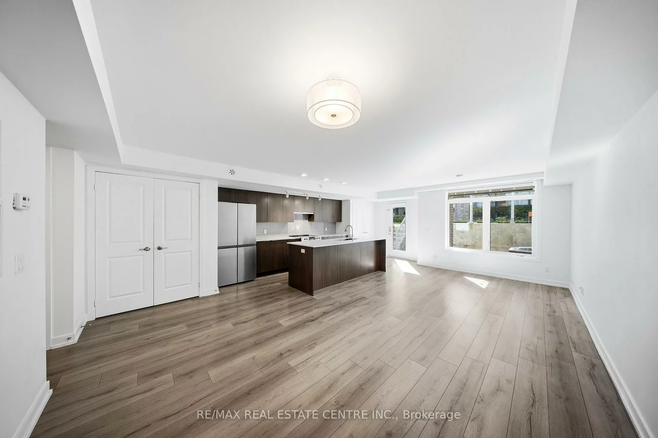 3078, Sixth, 1008 - GO Glenorchy, Oakville