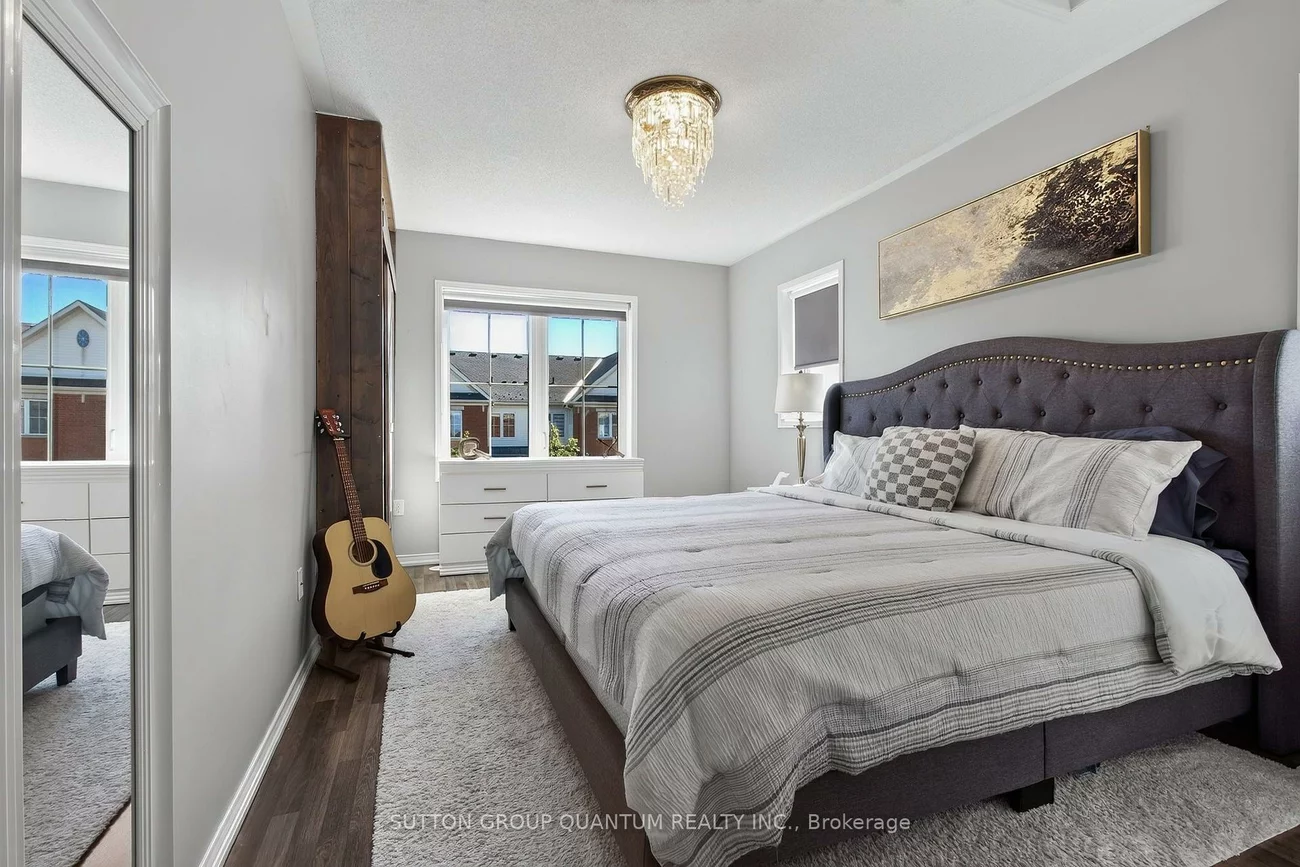 2504, Post, 1015 - RO River Oaks, Oakville