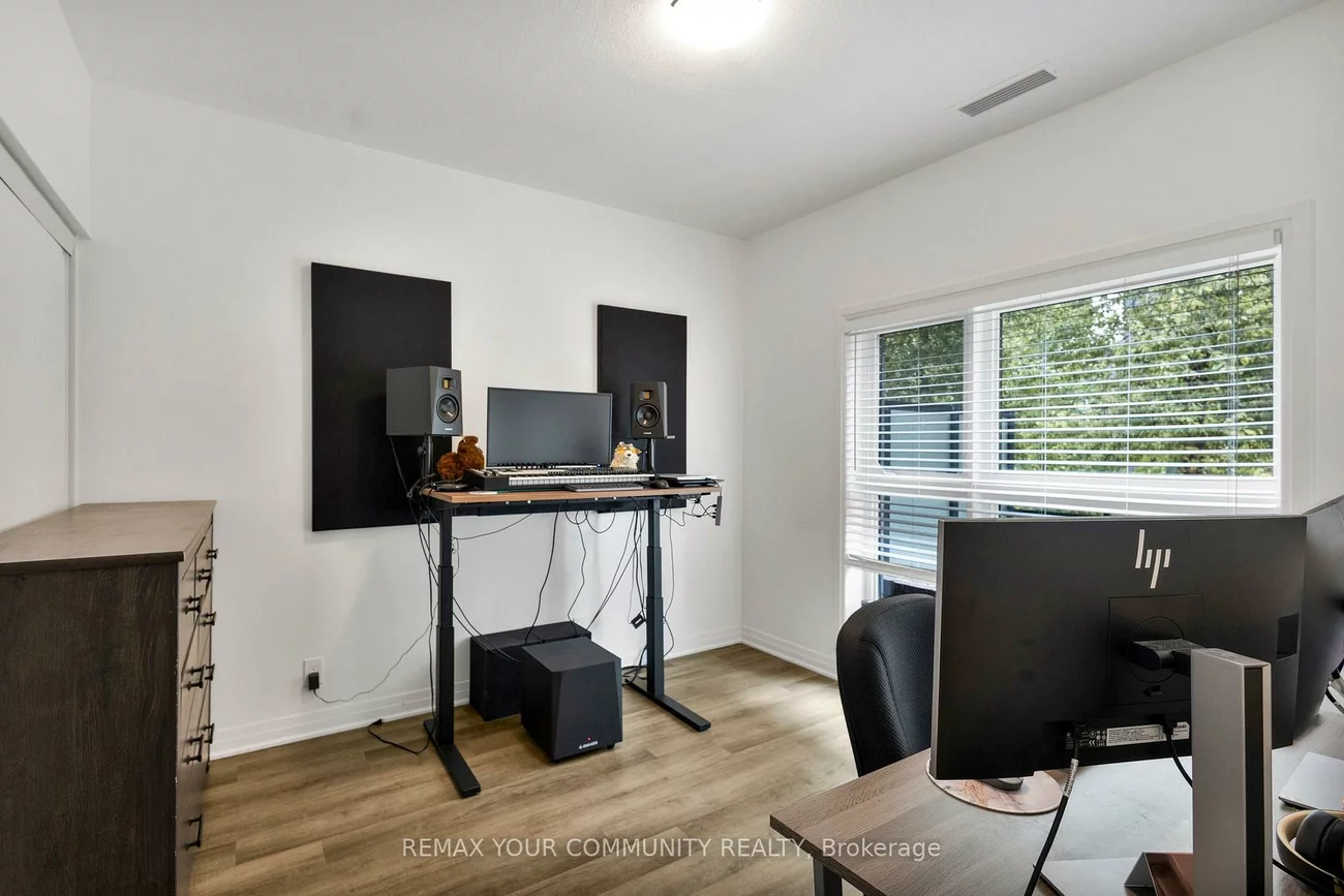 102, Grovewood Common, 1008 - GO Glenorchy, Oakville