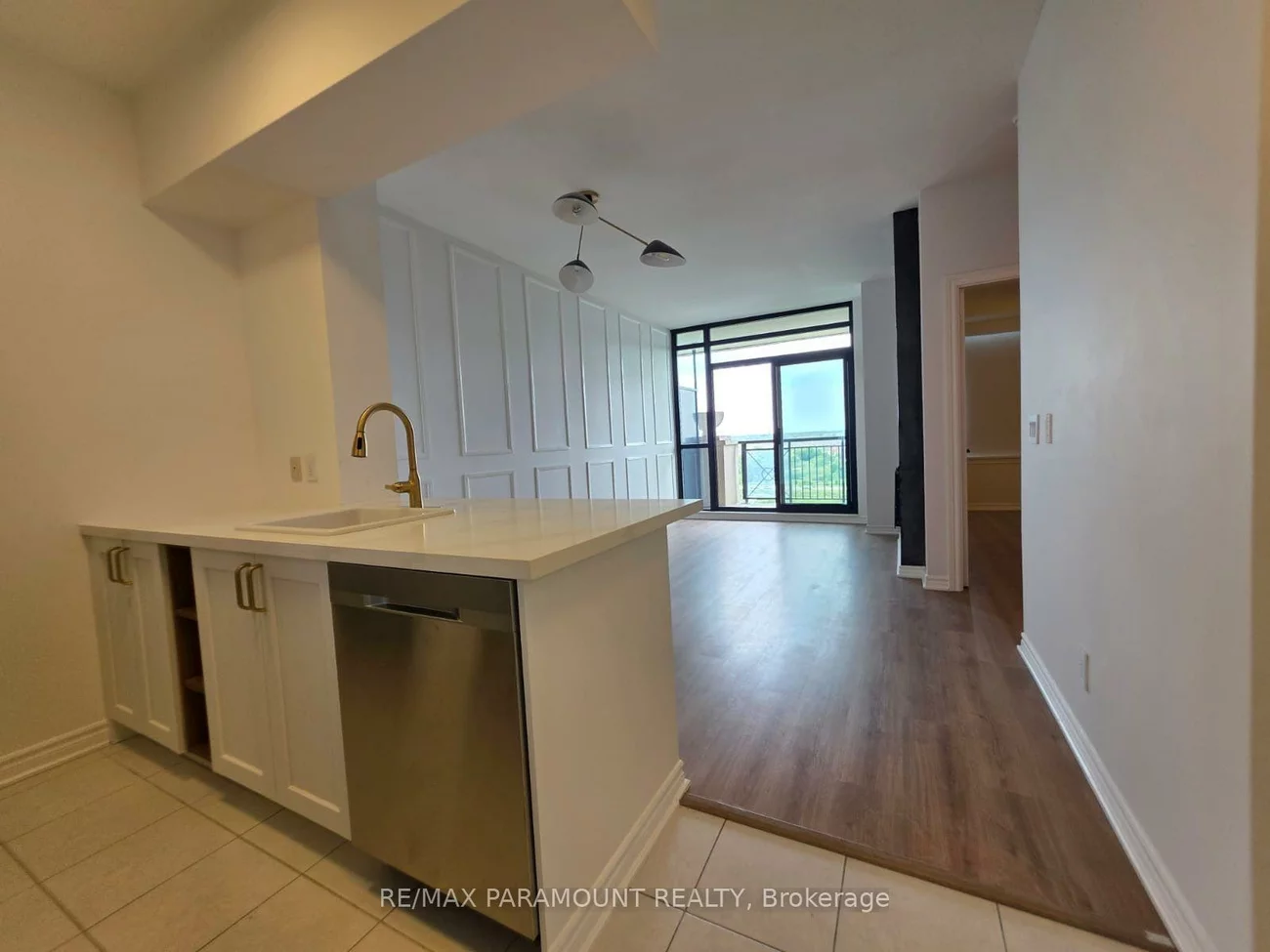 2325, Central Park, 1015 - RO River Oaks, Oakville