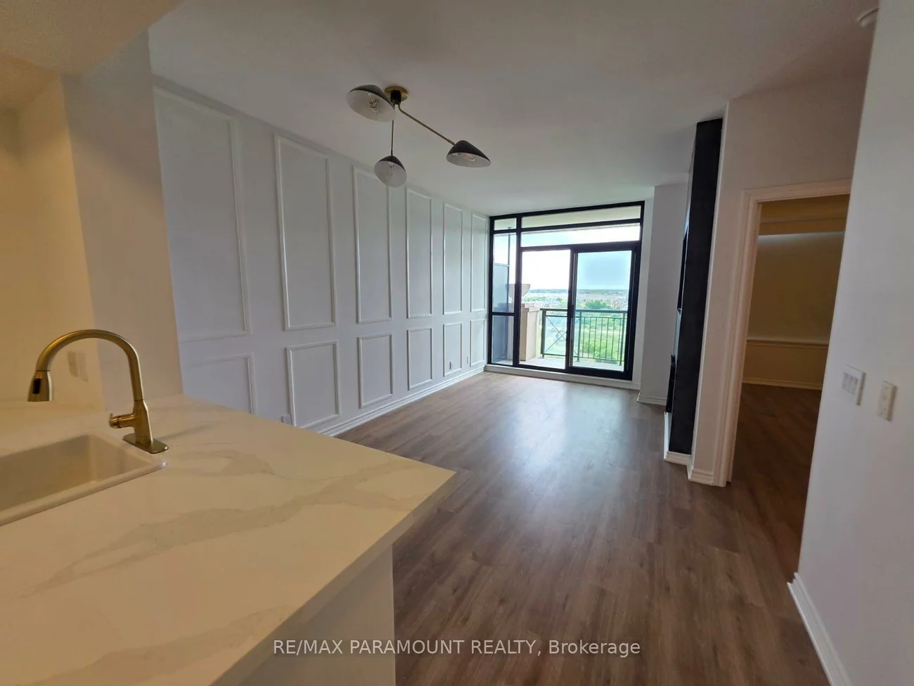 2325, Central Park, 1015 - RO River Oaks, Oakville