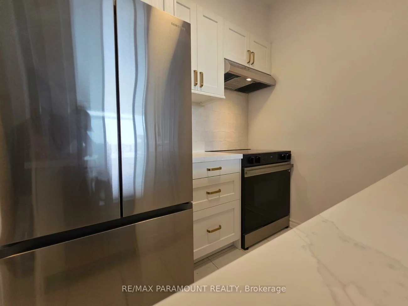 2325, Central Park, 1015 - RO River Oaks, Oakville