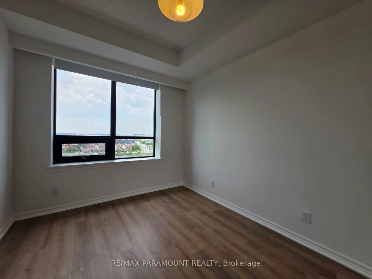 2325, Central Park, 1015 - RO River Oaks, Oakville