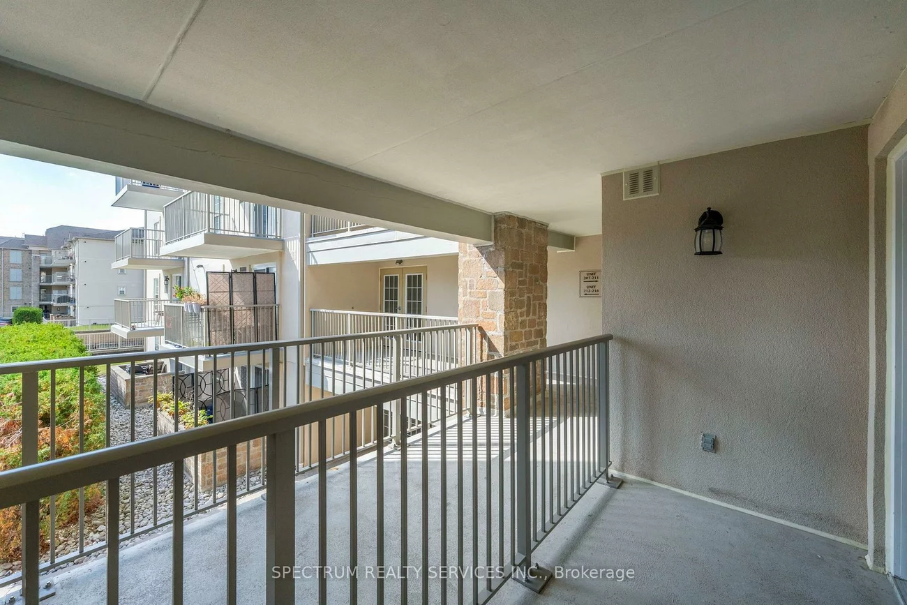 1480, Bishops, 1007 - GA Glen Abbey, Oakville