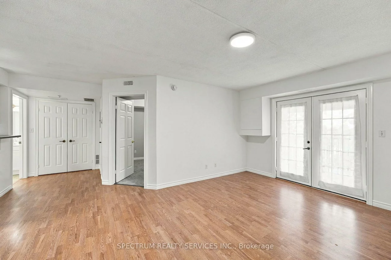 1480, Bishops, 1007 - GA Glen Abbey, Oakville