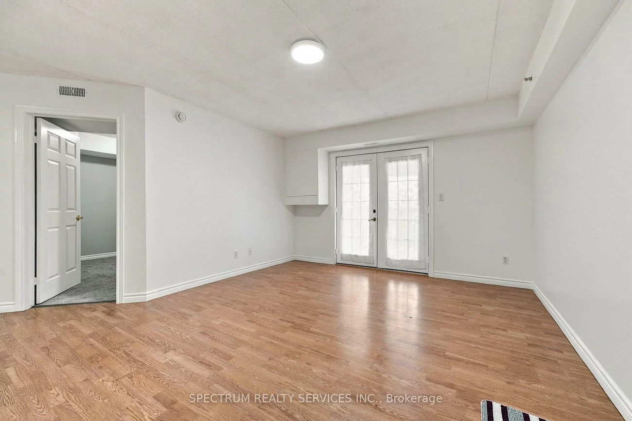 1480, Bishops, 1007 - GA Glen Abbey, Oakville