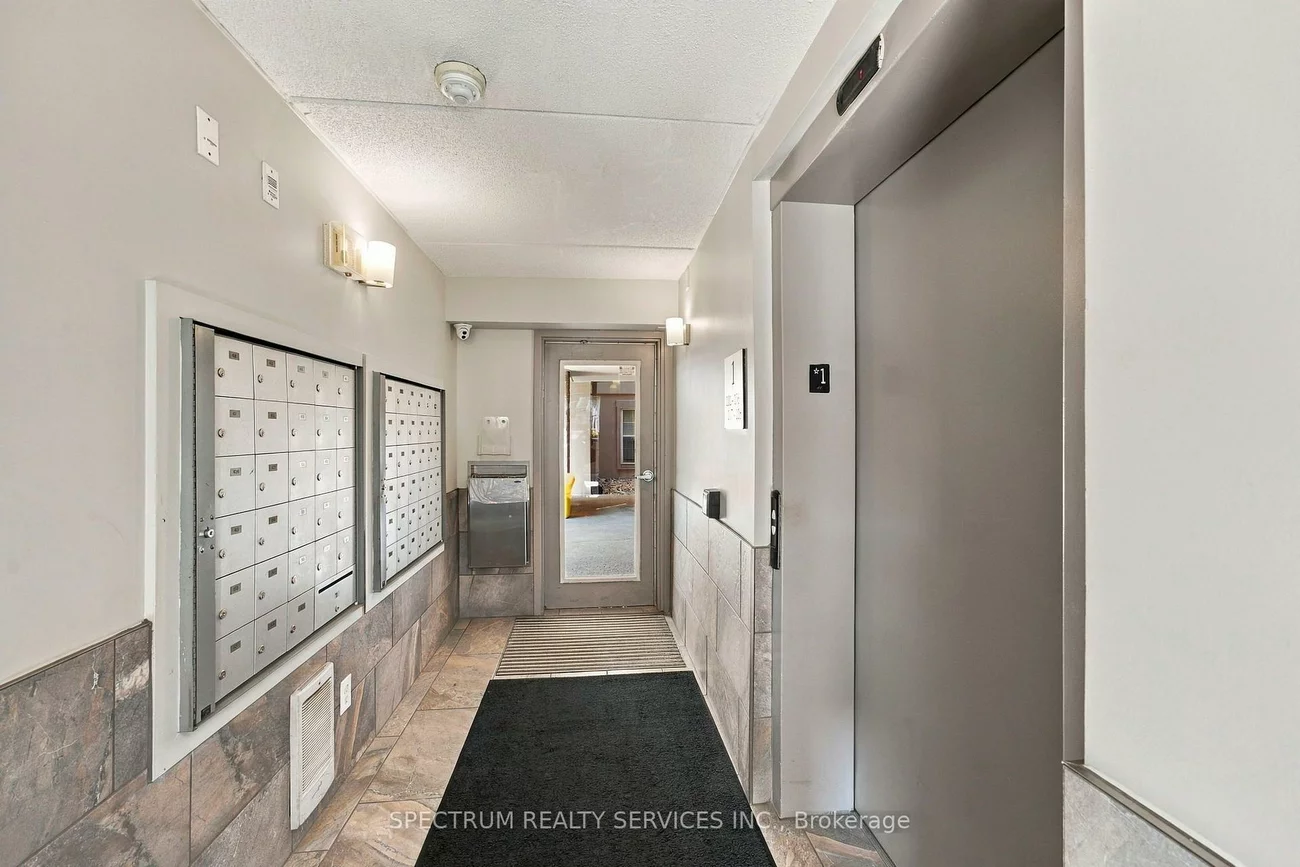1480, Bishops, 1007 - GA Glen Abbey, Oakville