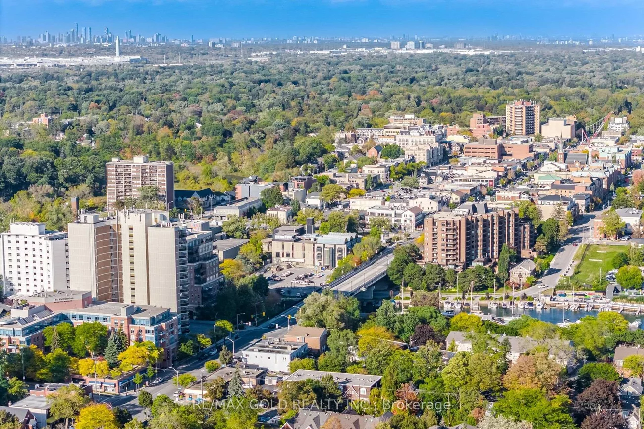 128, Garden, 1002 - CO Central, Oakville