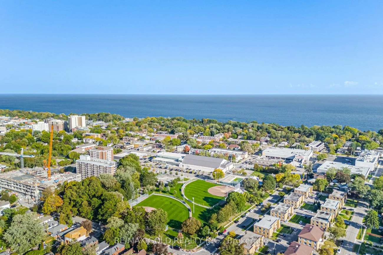 128, Garden, 1002 - CO Central, Oakville