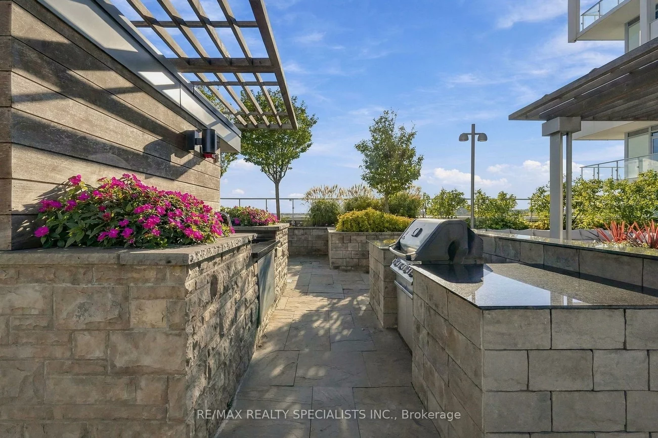 65, Speers, 1002 - CO Central, Oakville