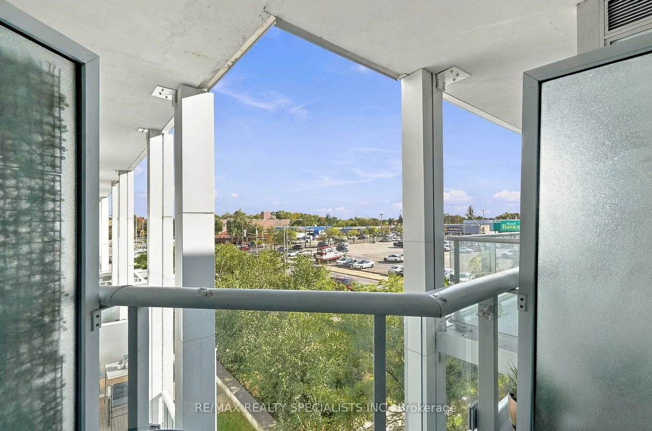 65, Speers, 1002 - CO Central, Oakville