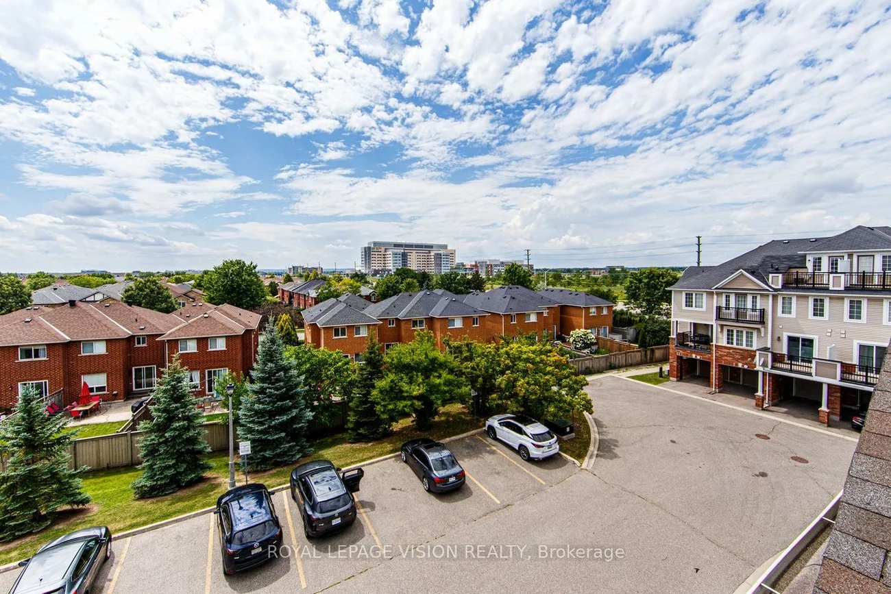 2614, Dashwood, 1022 - WT West Oak Trails, Oakville