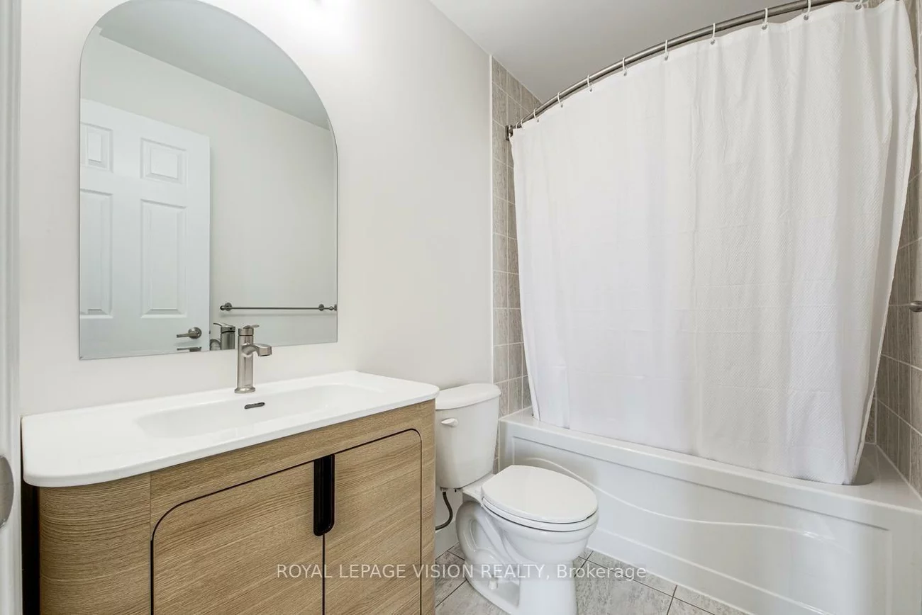 2614, Dashwood, 1022 - WT West Oak Trails, Oakville