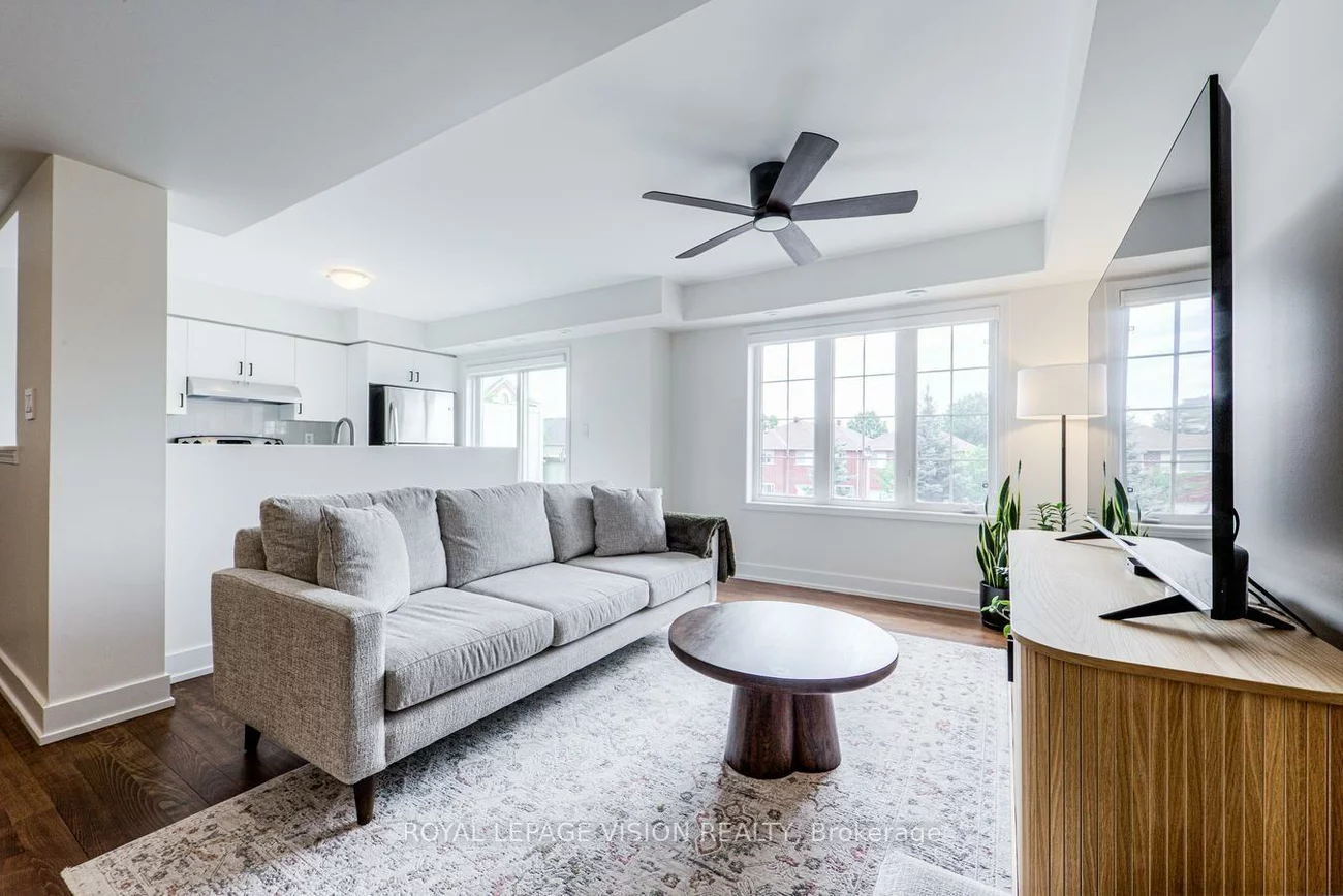 2614, Dashwood, 1022 - WT West Oak Trails, Oakville