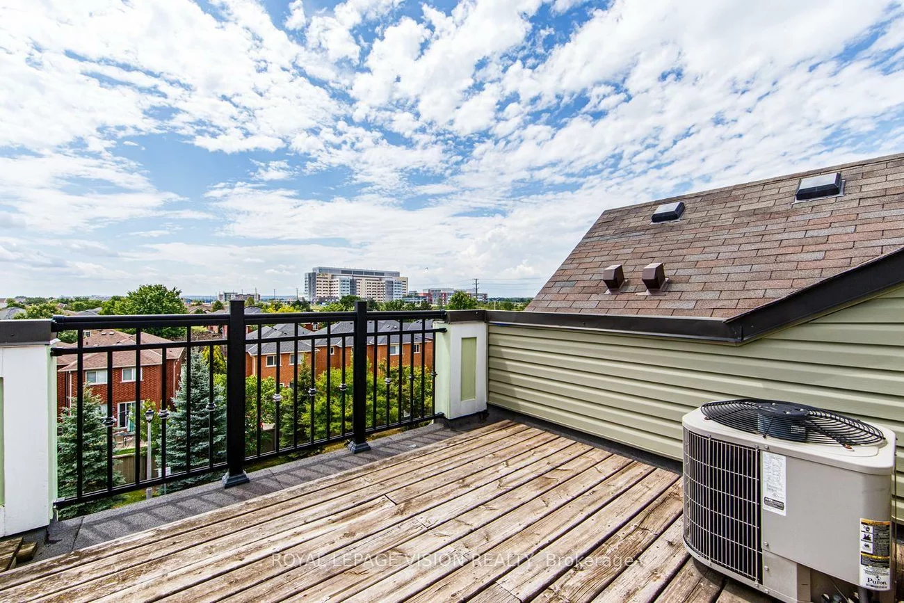 2614, Dashwood, 1022 - WT West Oak Trails, Oakville