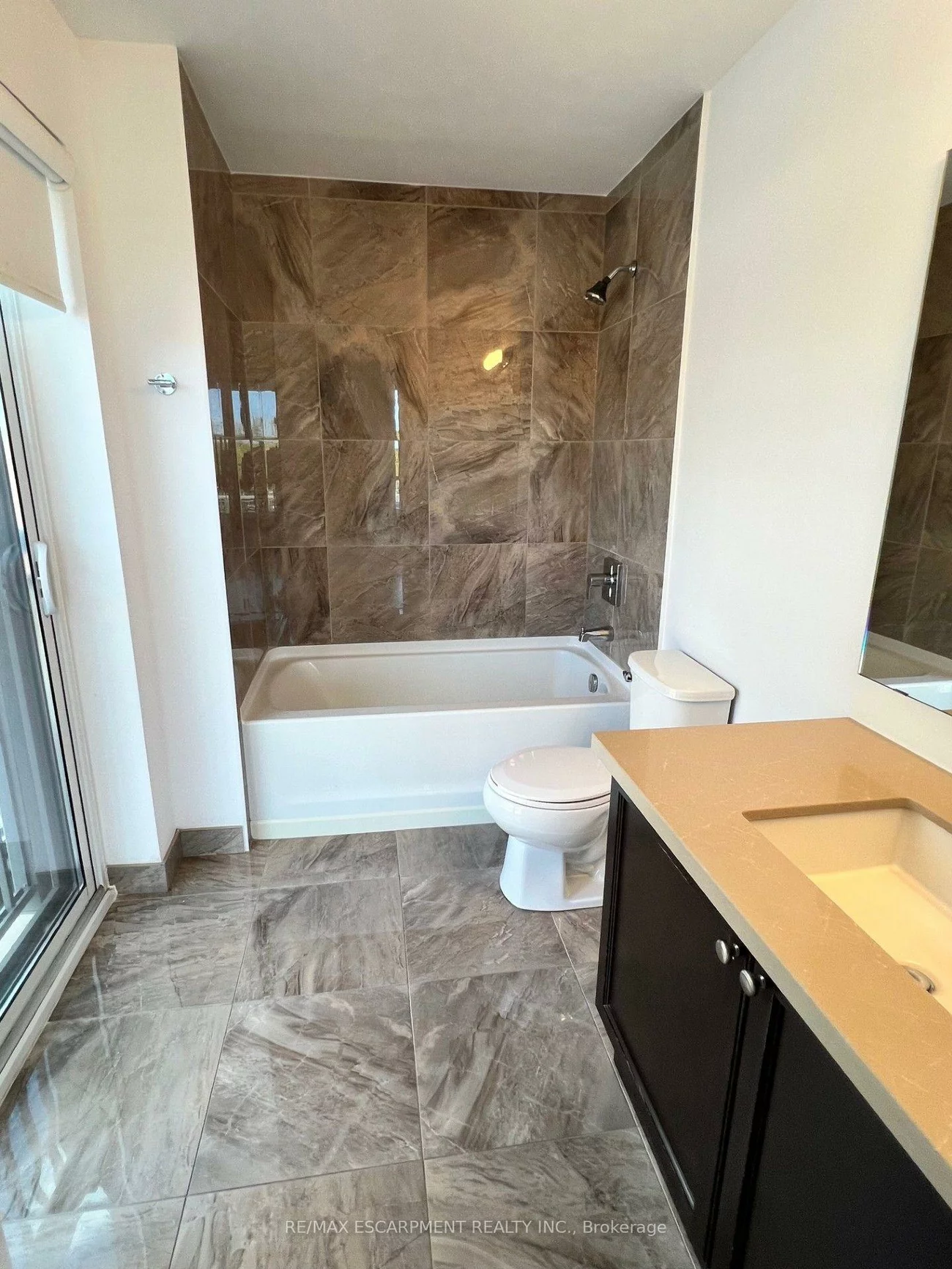 2490, Old Bronte, 1019 - WM Westmount, Oakville