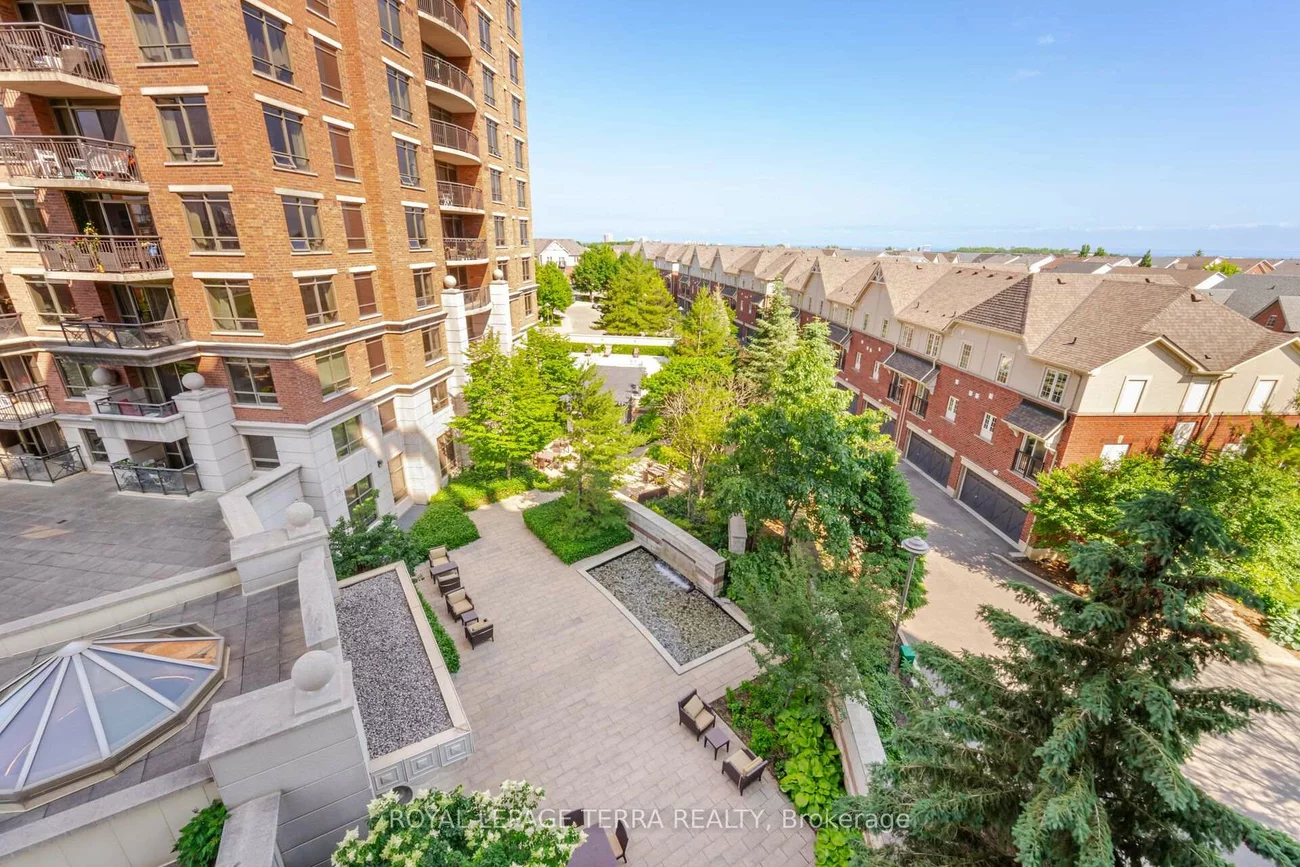 2379, Central Park, 1015 - RO River Oaks, Oakville
