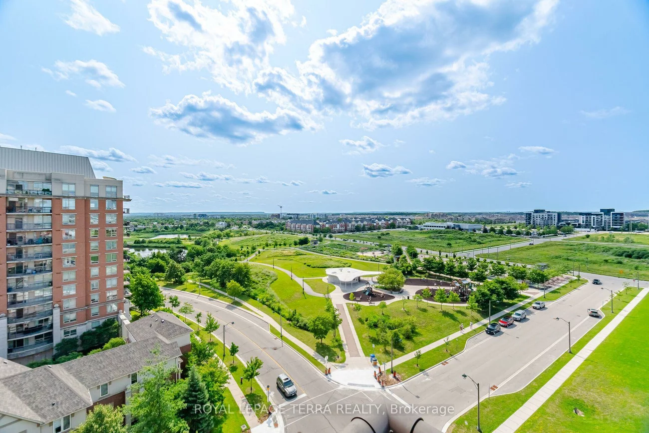 2379, Central Park, 1015 - RO River Oaks, Oakville