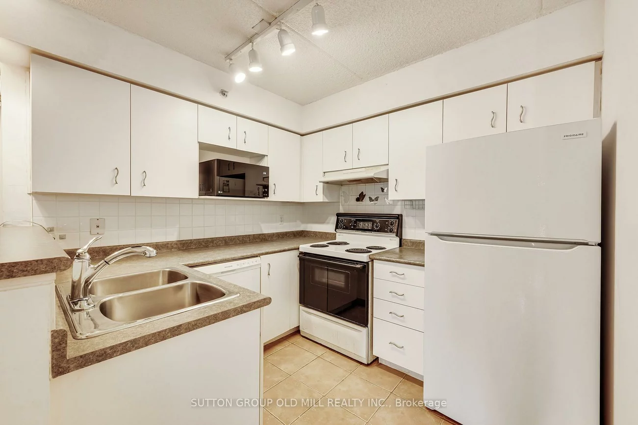 1470, Bishops, 1007 - GA Glen Abbey, Oakville