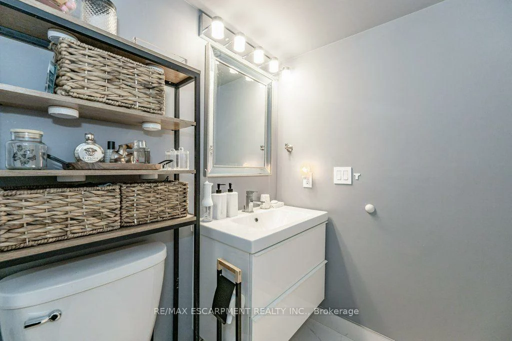 2391, CENTRAL PARK, 1015 - RO River Oaks, Oakville