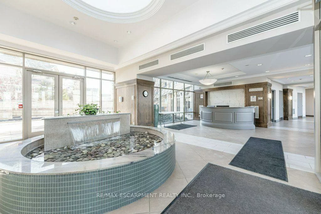 2391, CENTRAL PARK, 1015 - RO River Oaks, Oakville